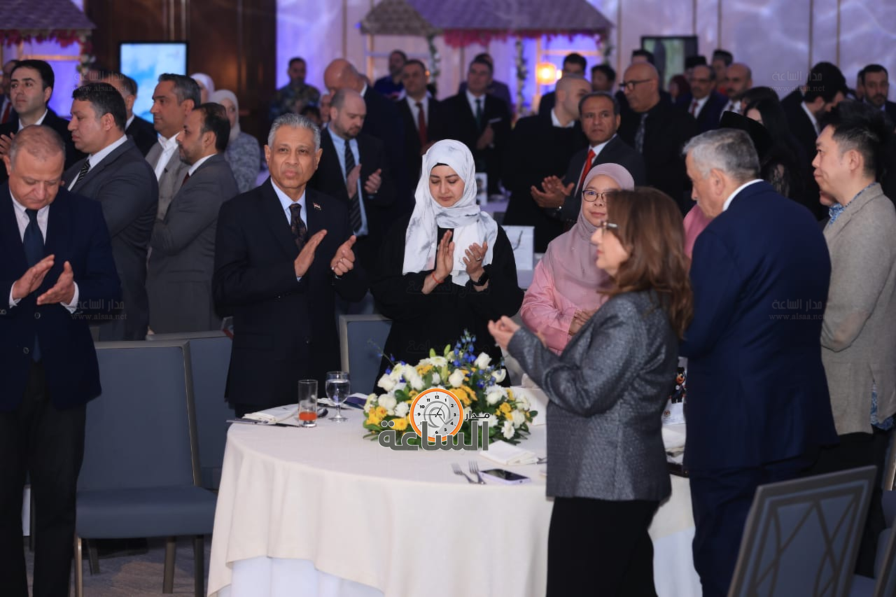 Madar Al-Saa Images 0.0038786676610804705