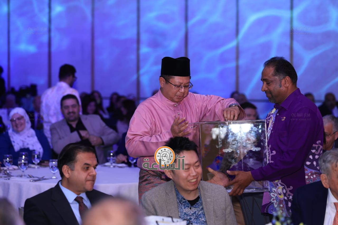 Madar Al-Saa Images 0.8042763420234993