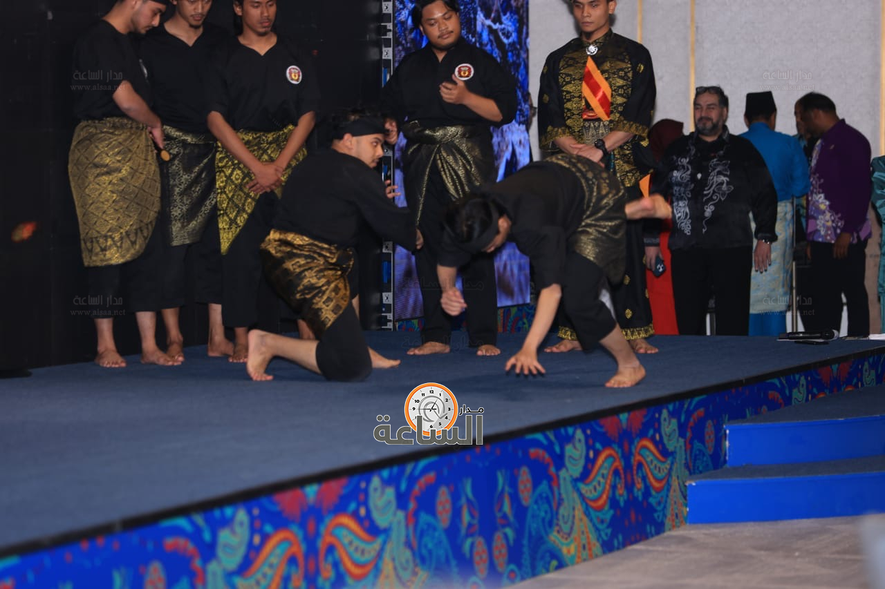 Madar Al-Saa Images 0.822391150438428