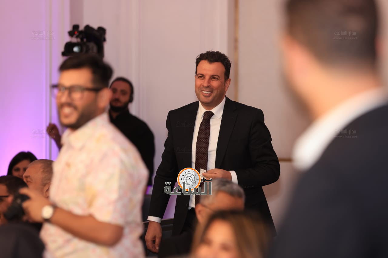 Madar Al-Saa Images 0.1612171516925075