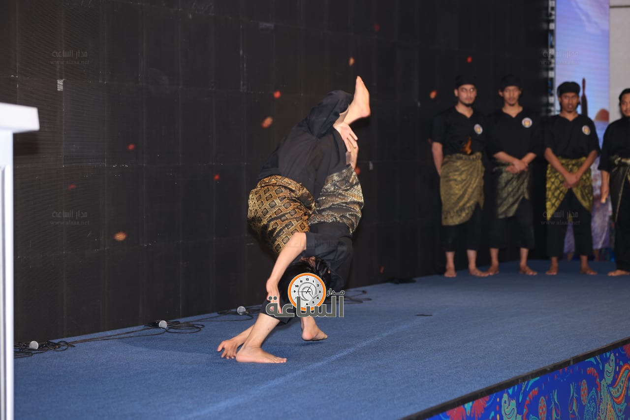 Madar Al-Saa Images 0.538154341153607