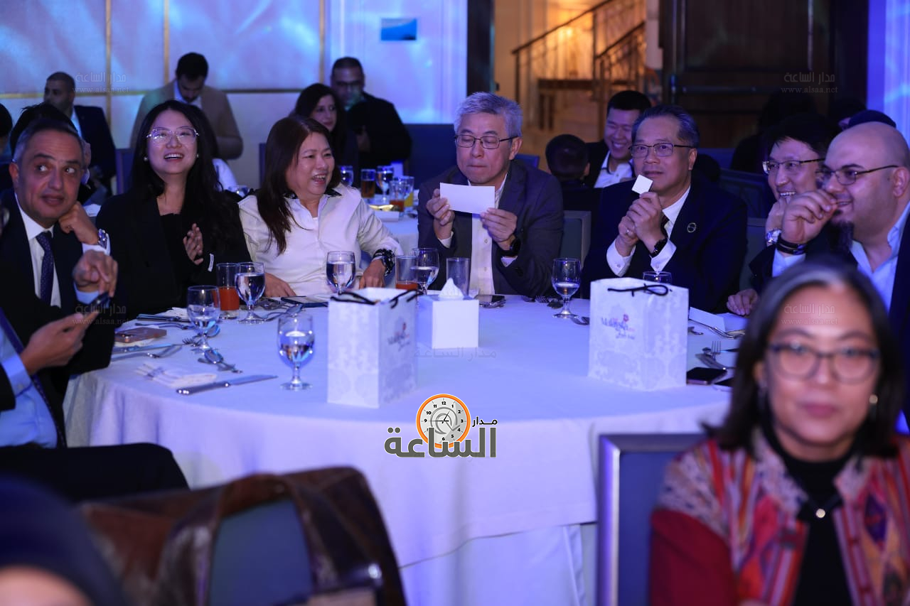 Madar Al-Saa Images 0.010446757345521696