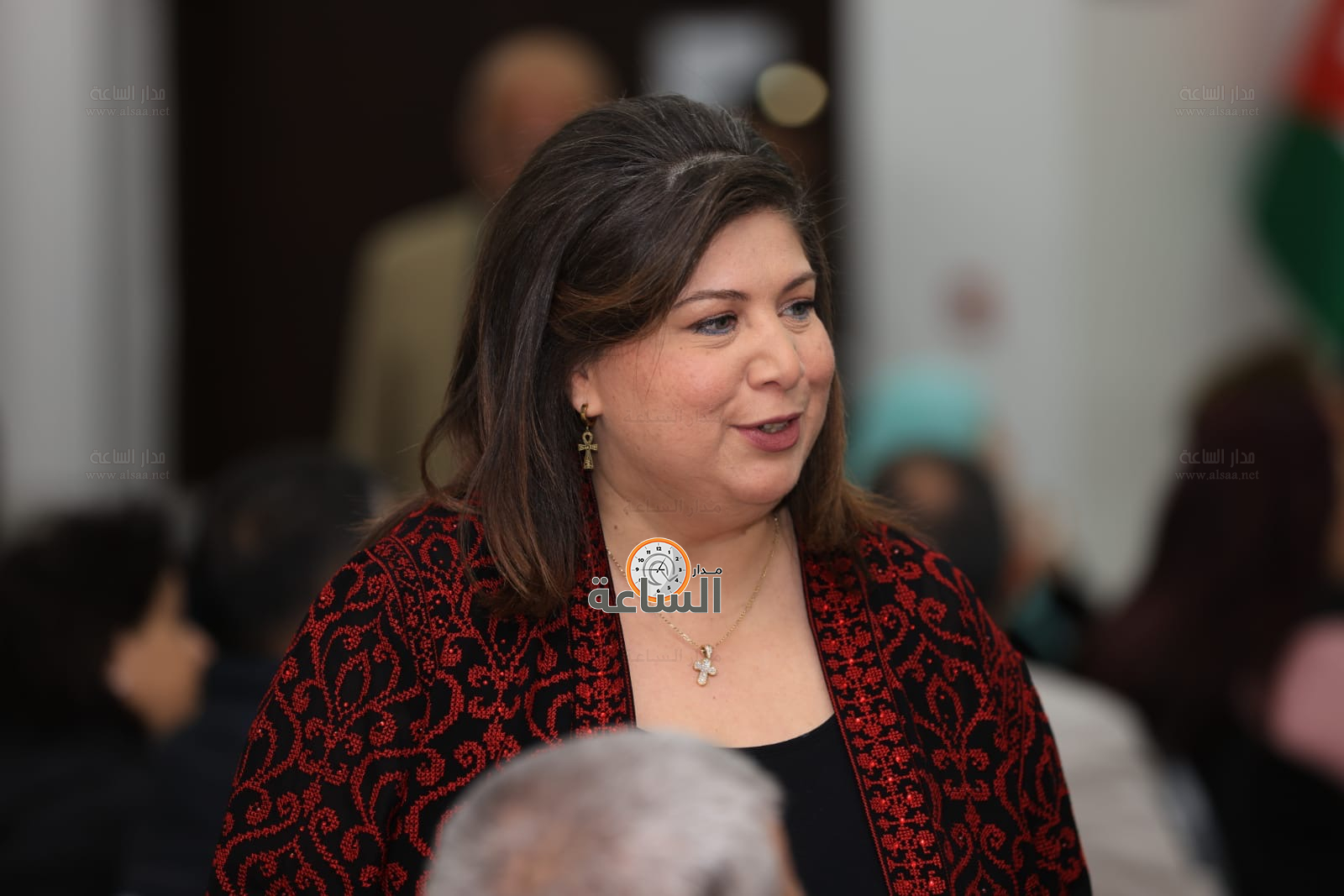 Madar Al-Saa Images 0.3060291211293015