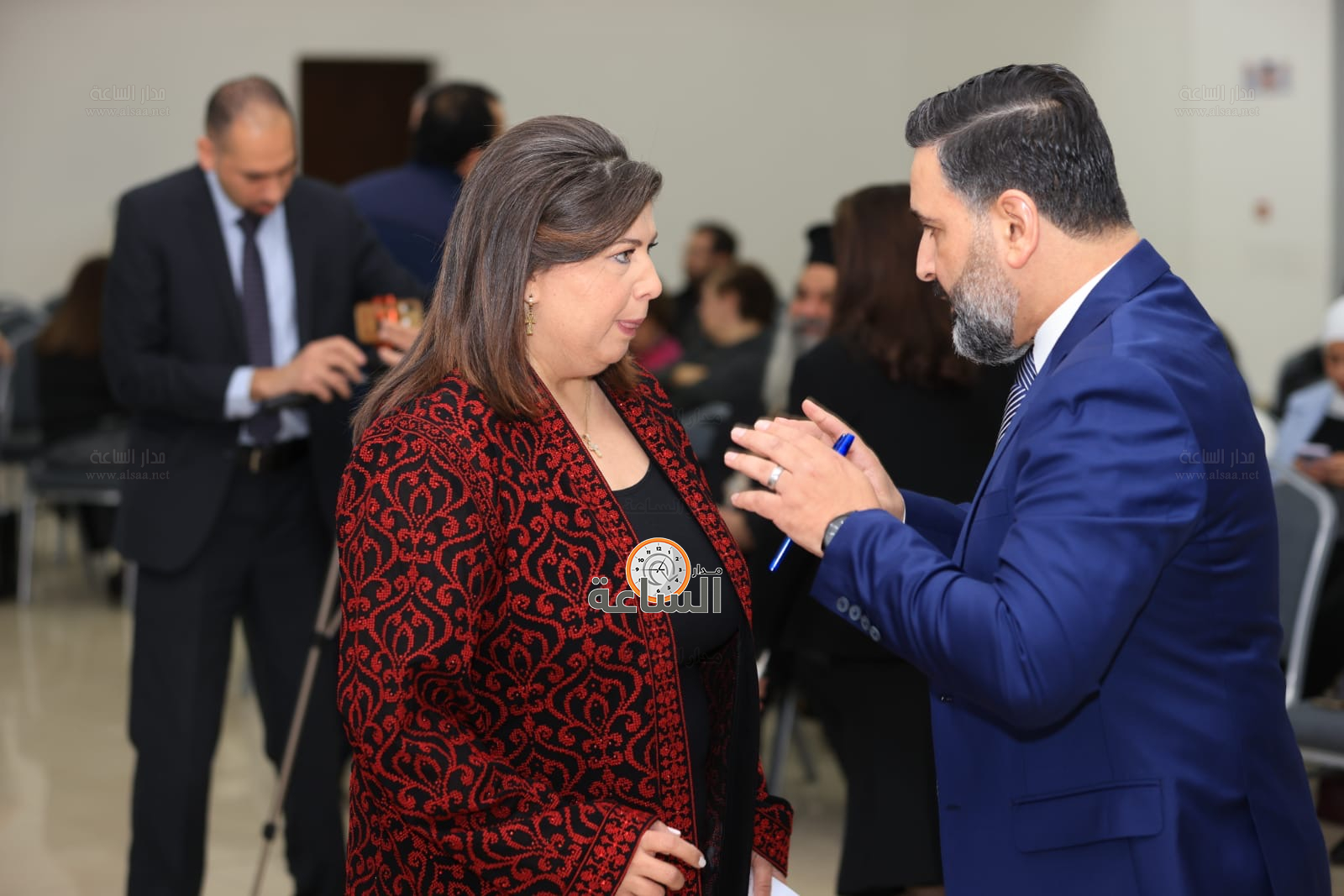 Madar Al-Saa Images 0.4237097220838947