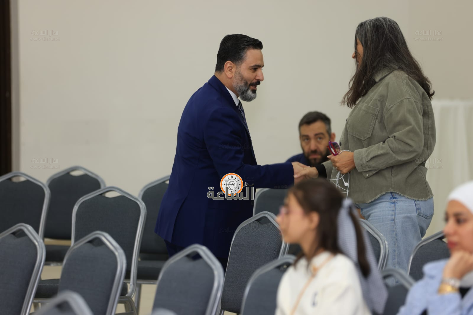 Madar Al-Saa Images 0.9295606573163496