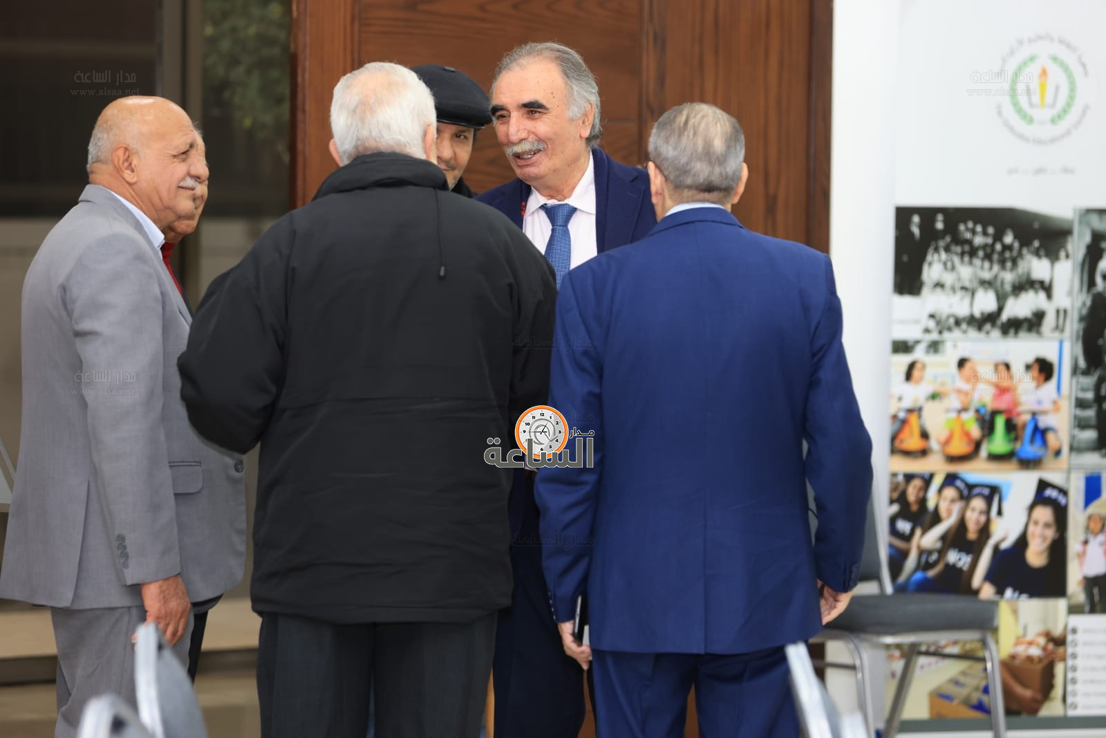 Madar Al-Saa Images 0.3215695624866356