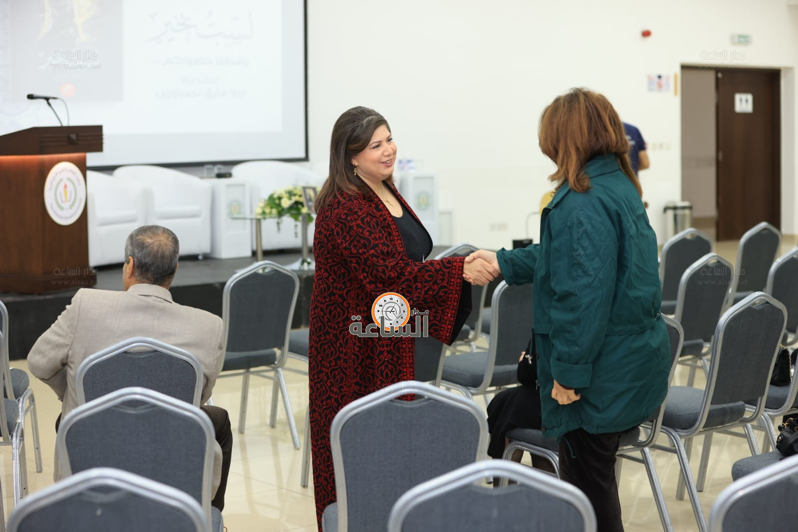 Madar Al-Saa Images 0.2423454564278964