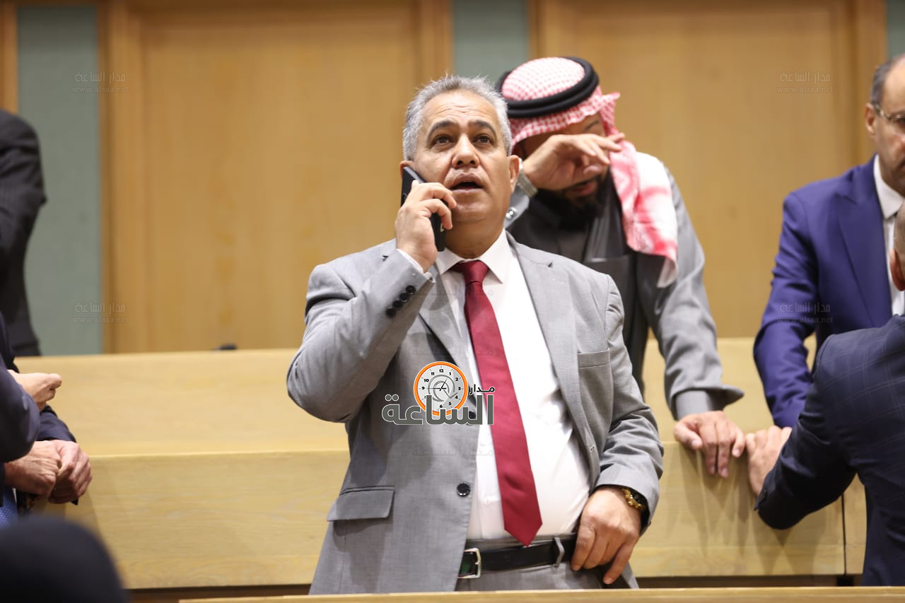 Madar Al-Saa Images 0.335500657040794