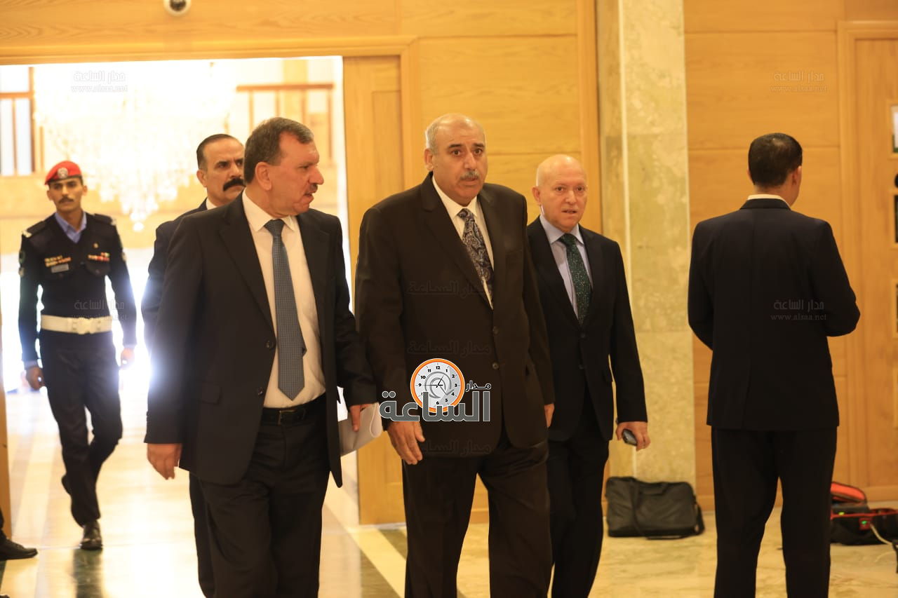 Madar Al-Saa Images 0.8202111091866131