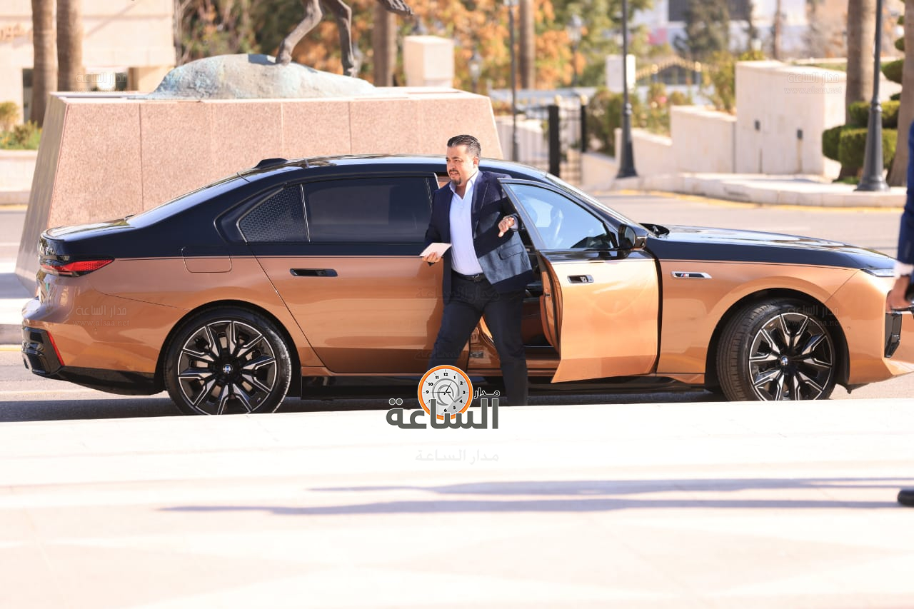 Madar Al-Saa Images 0.49437047372730525