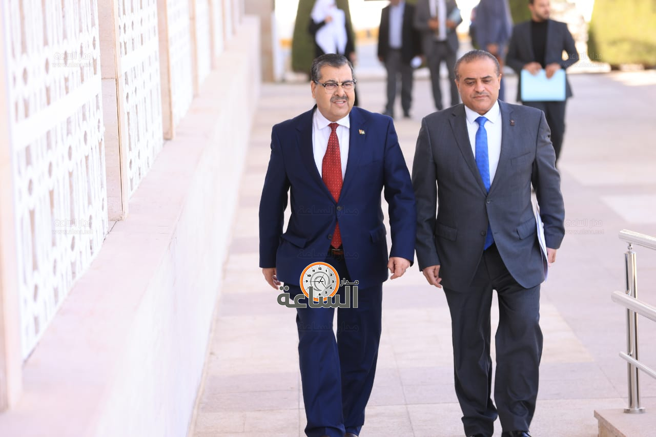 Madar Al-Saa Images 0.9751316600345014