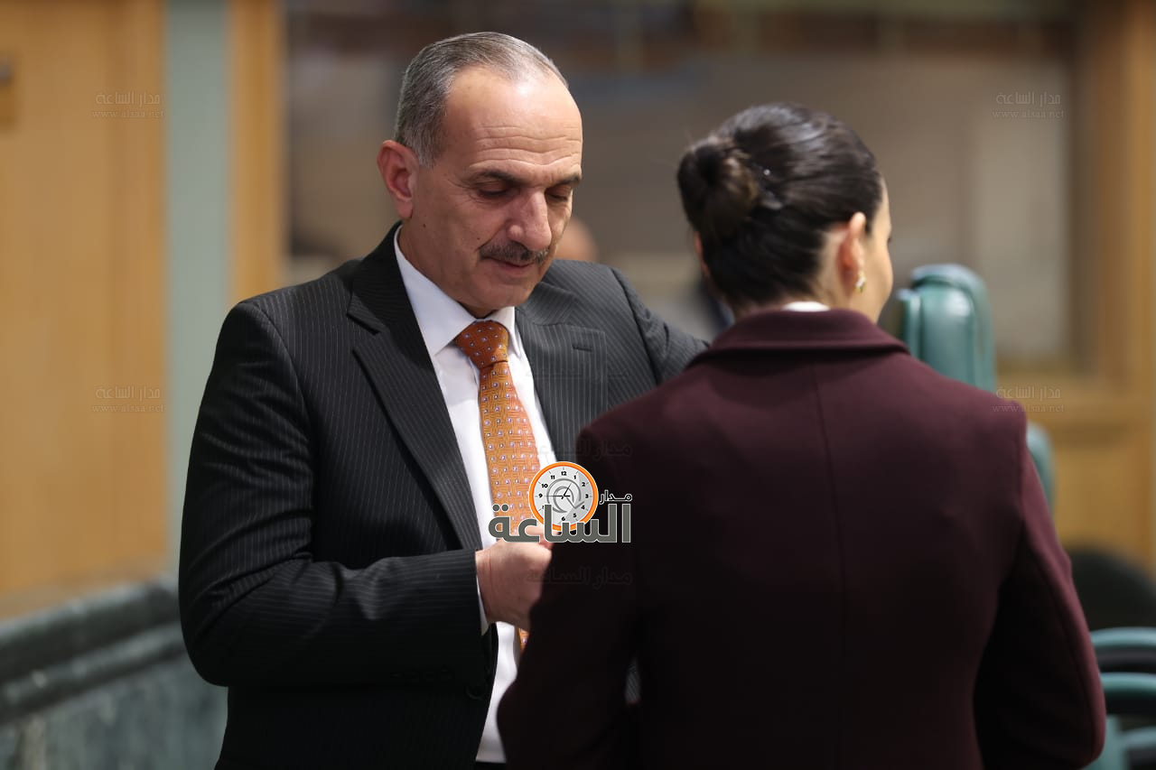 Madar Al-Saa Images 0.3648360531186112