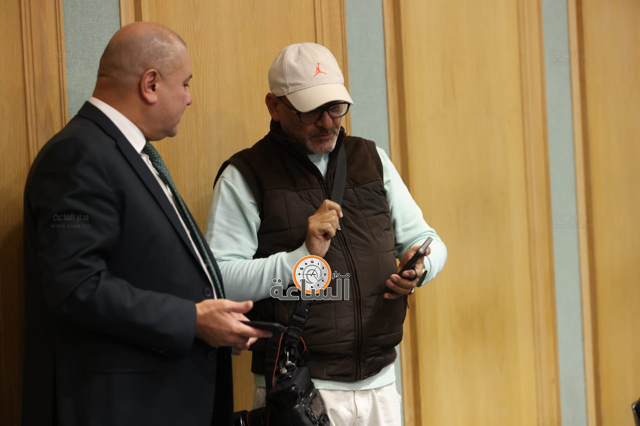 Madar Al-Saa Images 0.24941602452539857