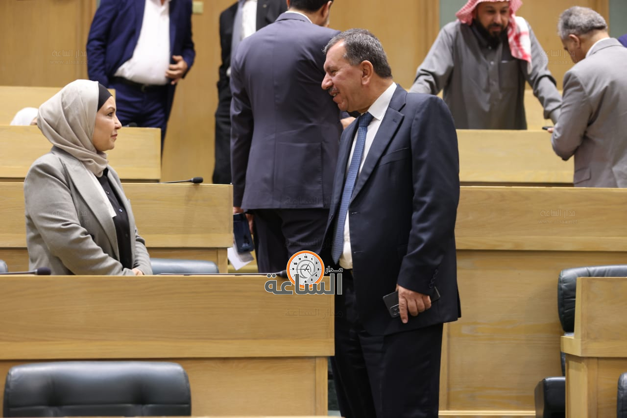 Madar Al-Saa Images 0.8900525916171736