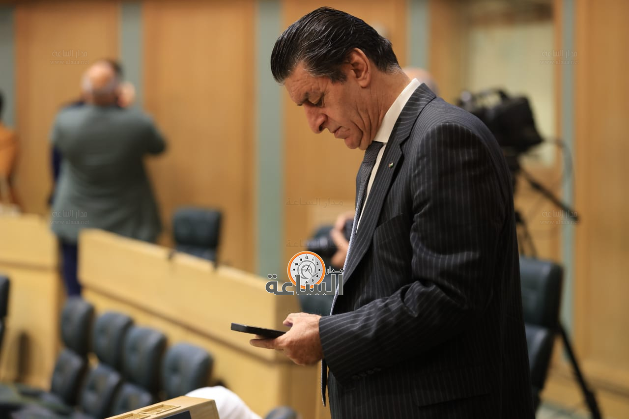 Madar Al-Saa Images 0.41400942914146044