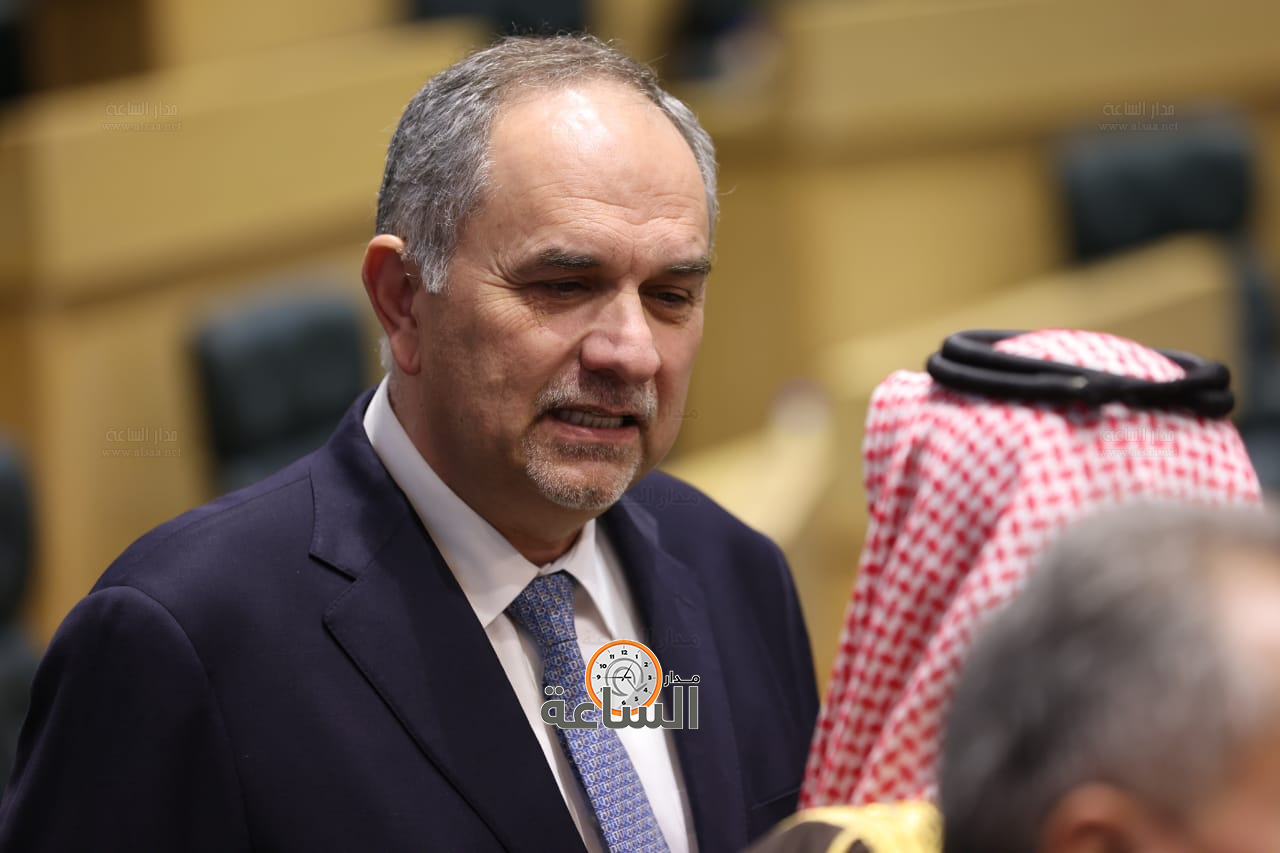 Madar Al-Saa Images 0.0591545285881494