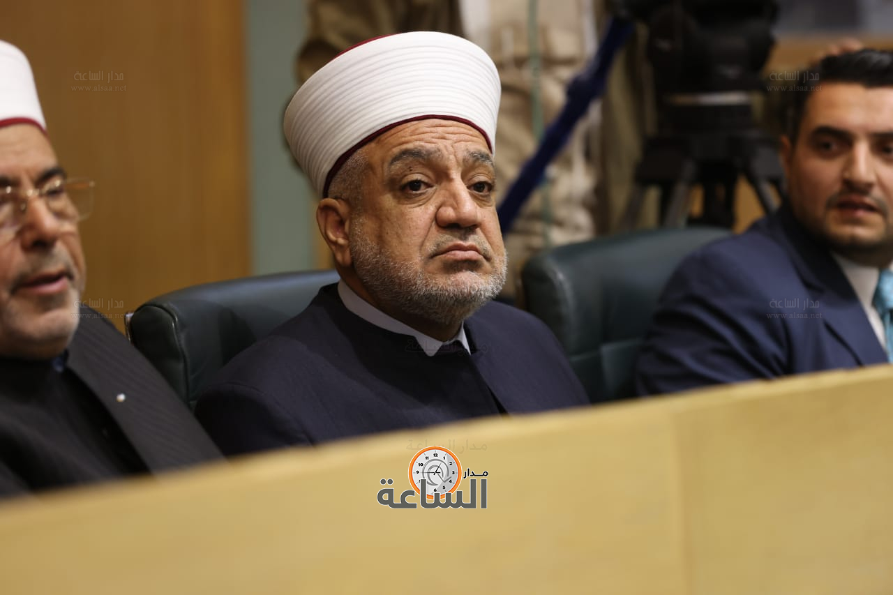 Madar Al-Saa Images 0.6583510245824387