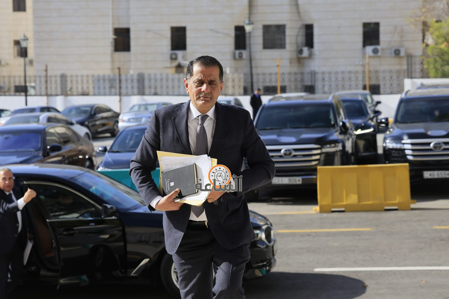 Madar Al-Saa Images 0.8992384208624004