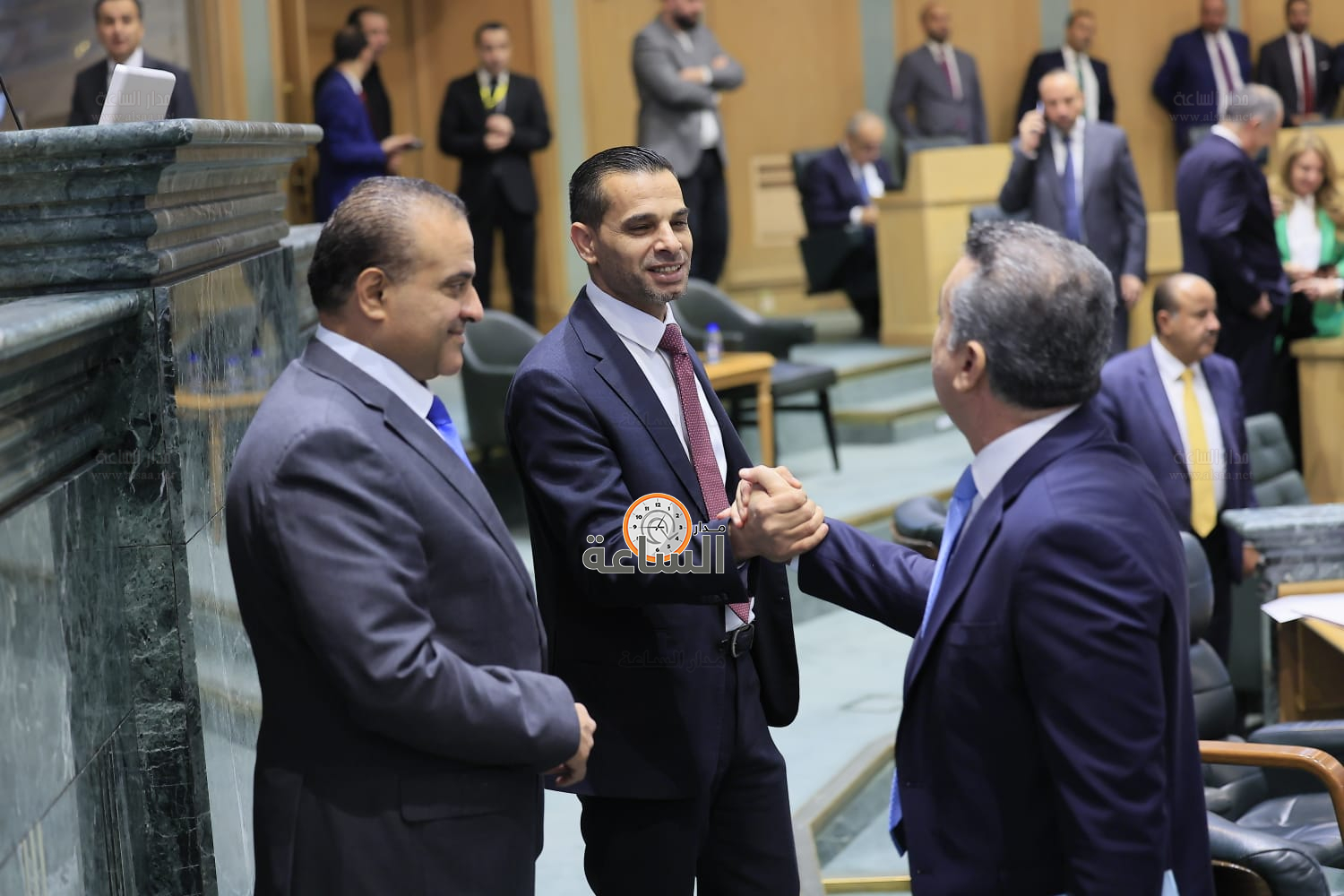 Madar Al-Saa Images 0.18716853063547