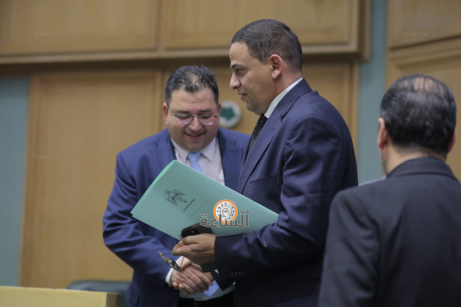 Madar Al-Saa Images 0.5740879329250388