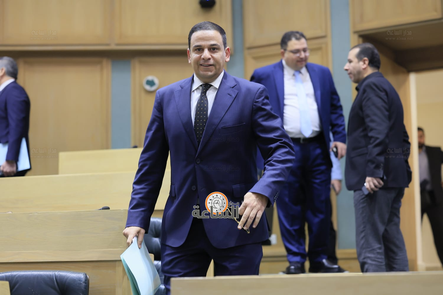 Madar Al-Saa Images 0.11210685713092405