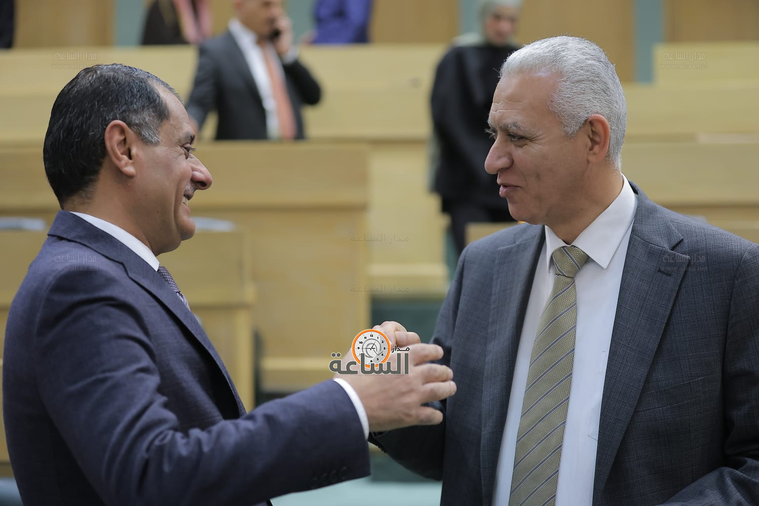 Madar Al-Saa Images 0.1960710344354264