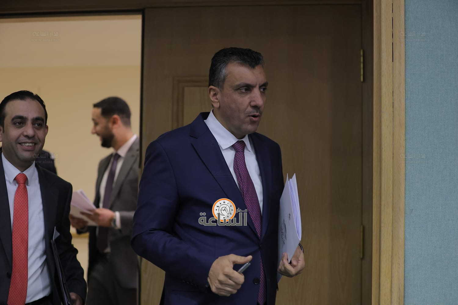 Madar Al-Saa Images 0.07460907467504951