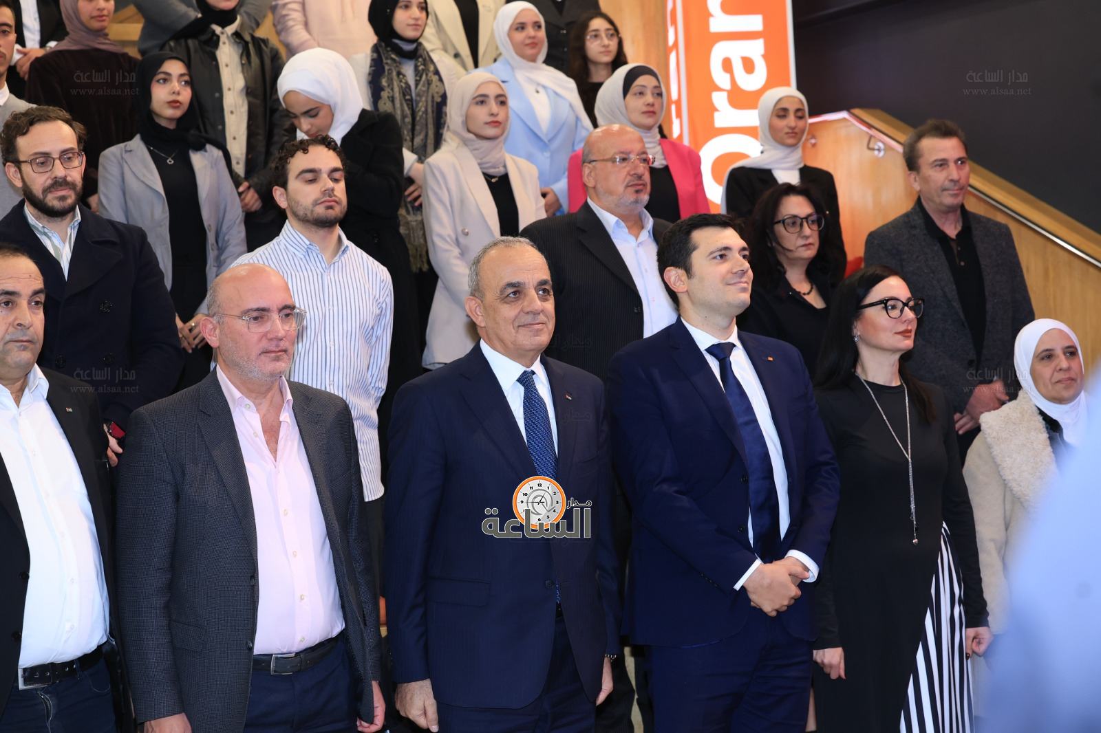 Madar Al-Saa Images 0.7821586607431862