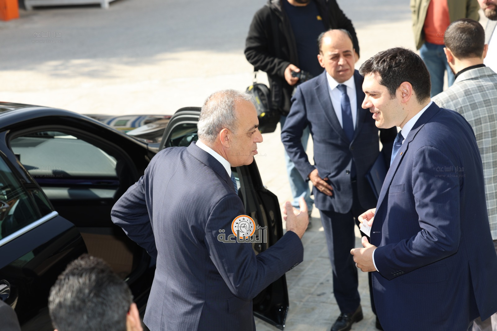 Madar Al-Saa Images 0.10962083228558761