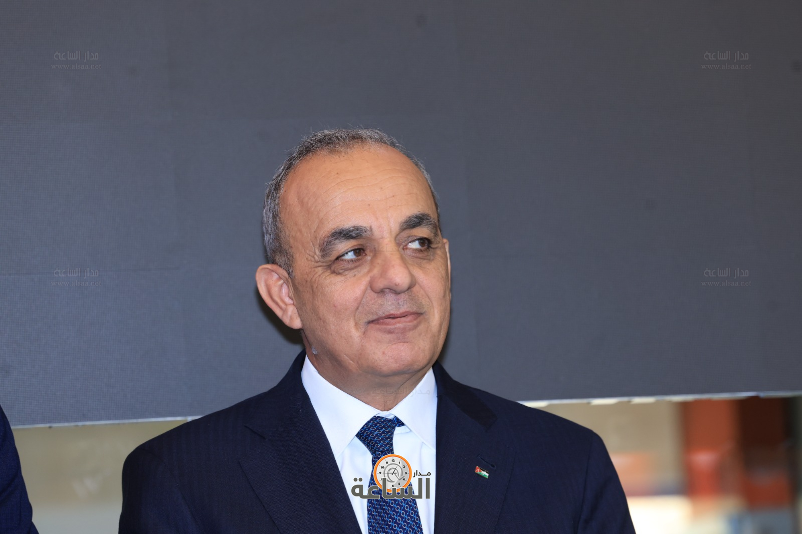 Madar Al-Saa Images 0.10510838659322574