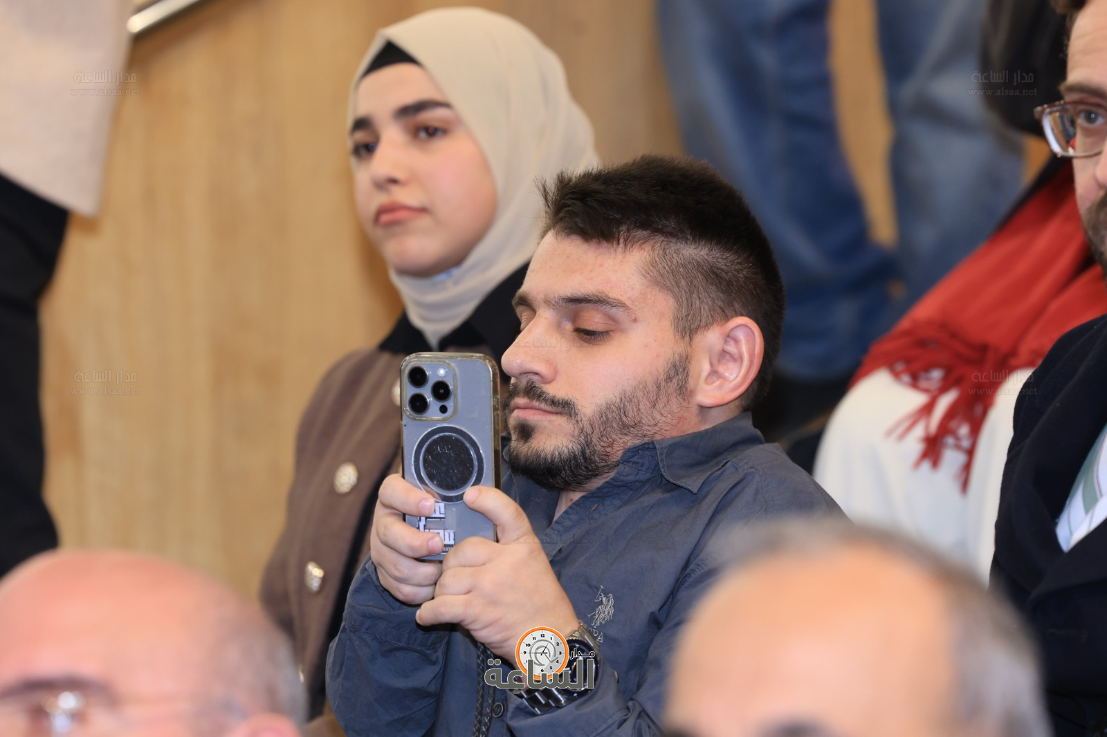 Madar Al-Saa Images 0.30267701119395674