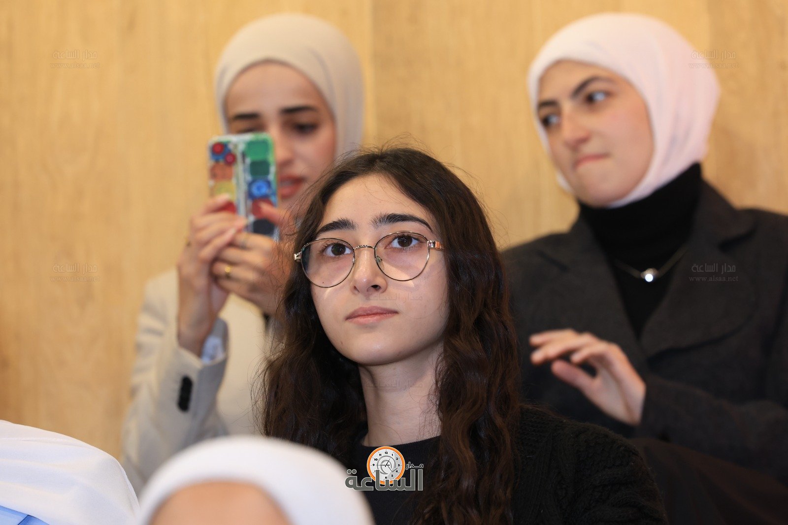 Madar Al-Saa Images 0.7477689066270676