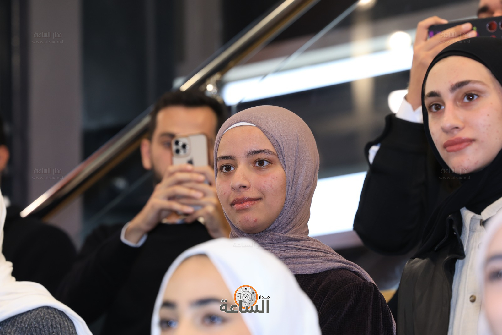 Madar Al-Saa Images 0.1573339929139128