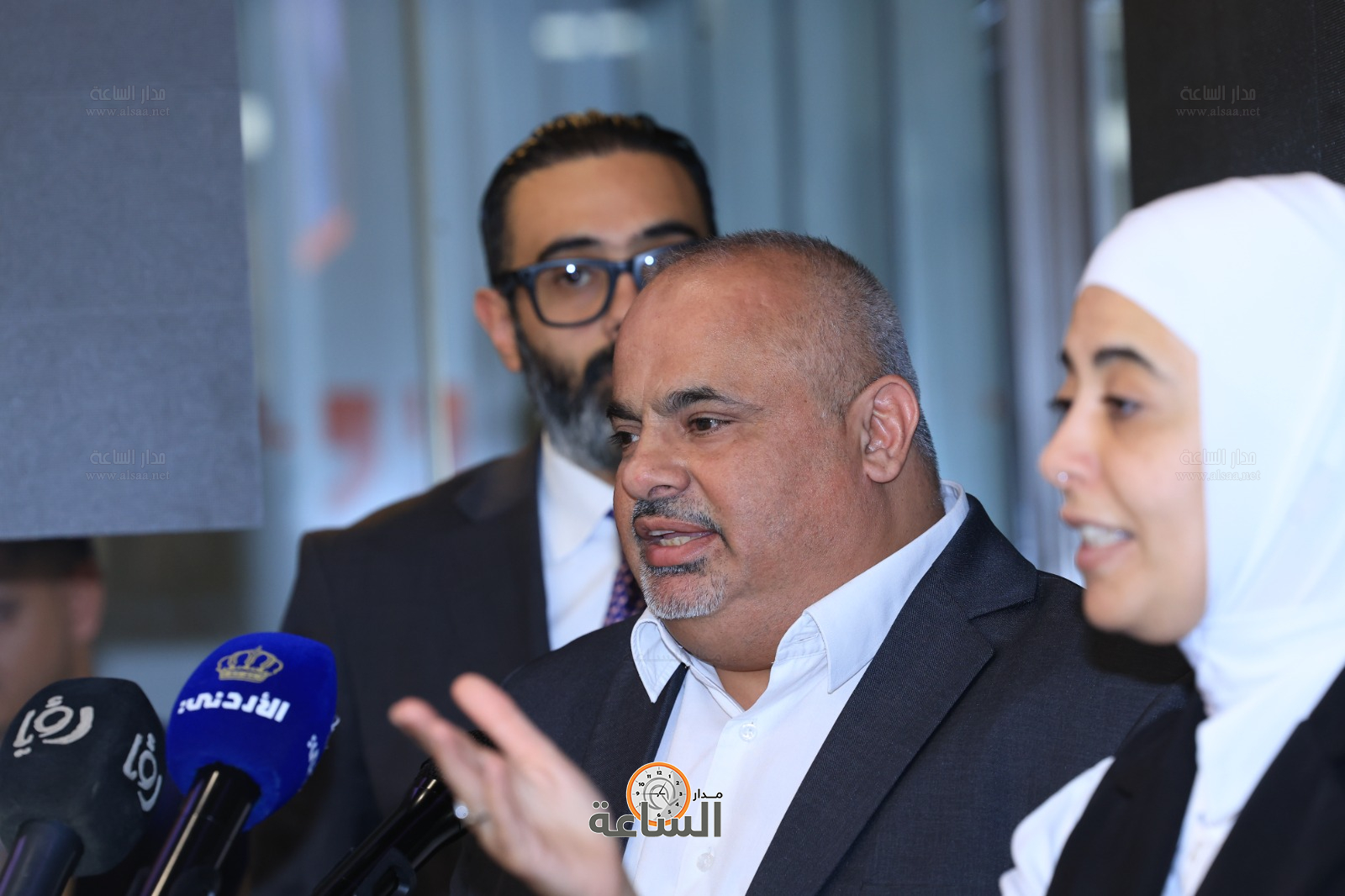 Madar Al-Saa Images 0.7455032223731846