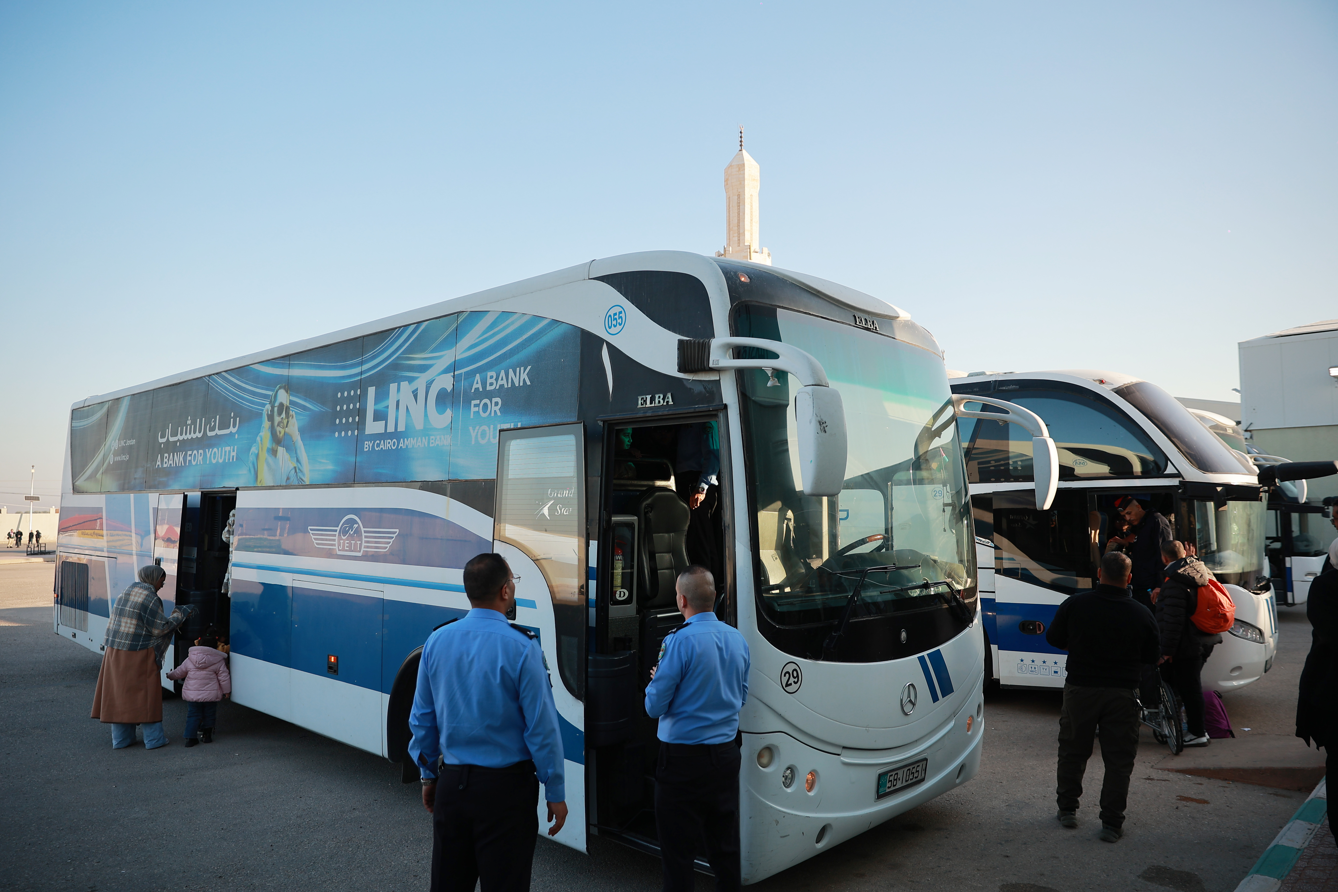 Madar Al-Saa Images 0.3894080006491021