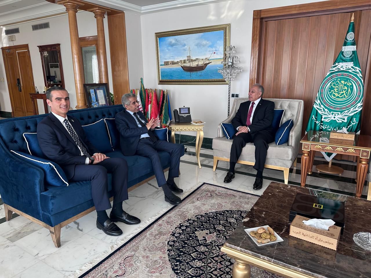 Madar Al-Saa Images 0.023469595186286663