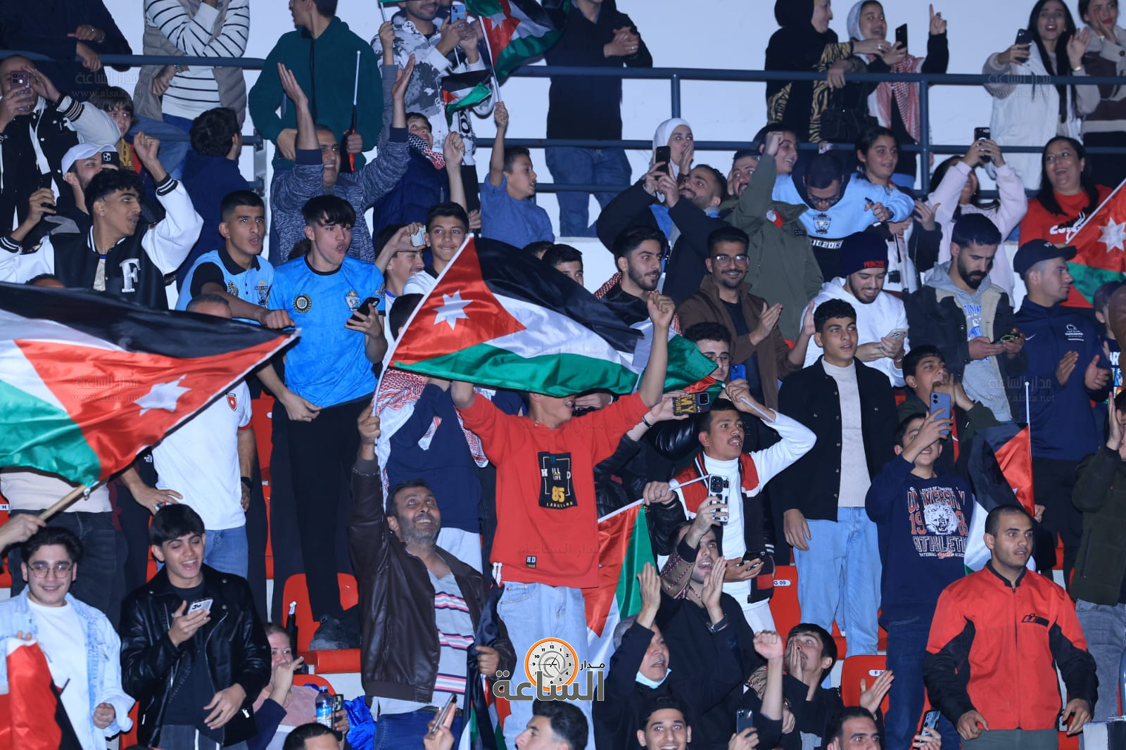 Madar Al-Saa Images 0.983753126270287