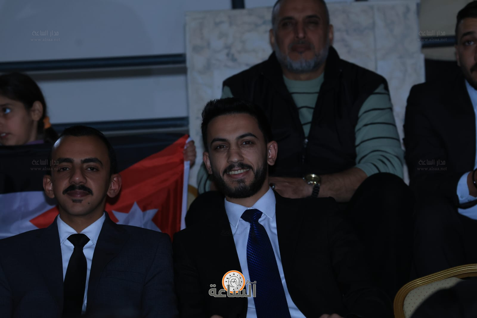 Madar Al-Saa Images 0.3938810994177254