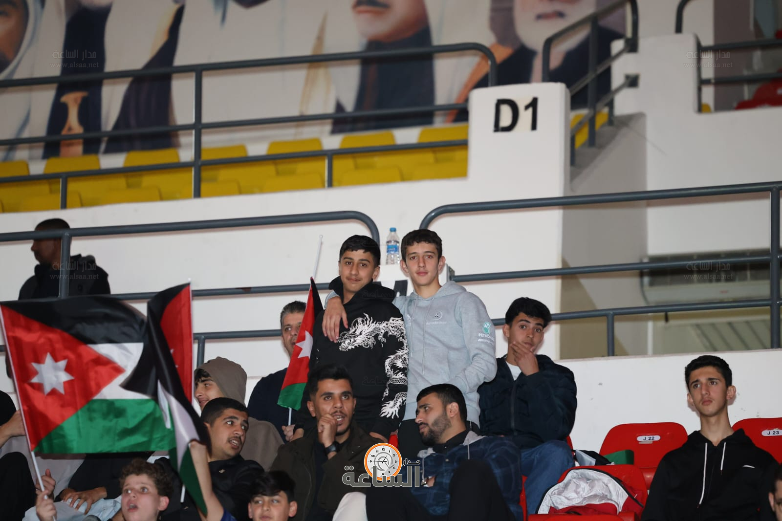 Madar Al-Saa Images 0.646495560742395