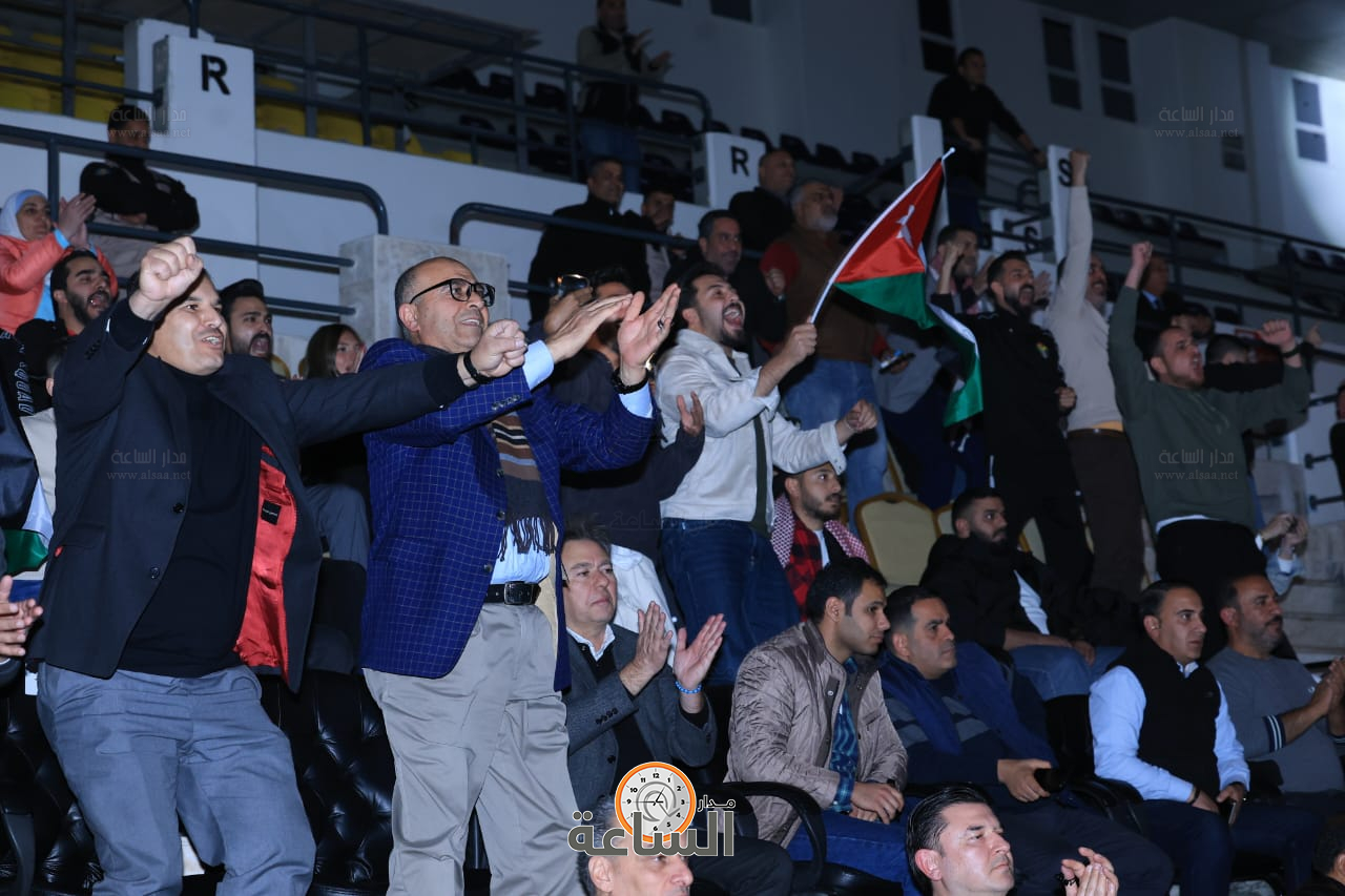 Madar Al-Saa Images 0.012357621677219432