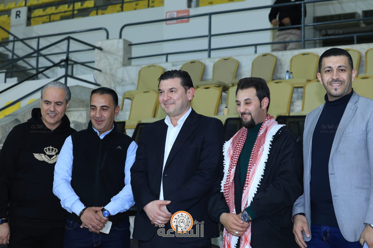 Madar Al-Saa Images 0.16878341663771956