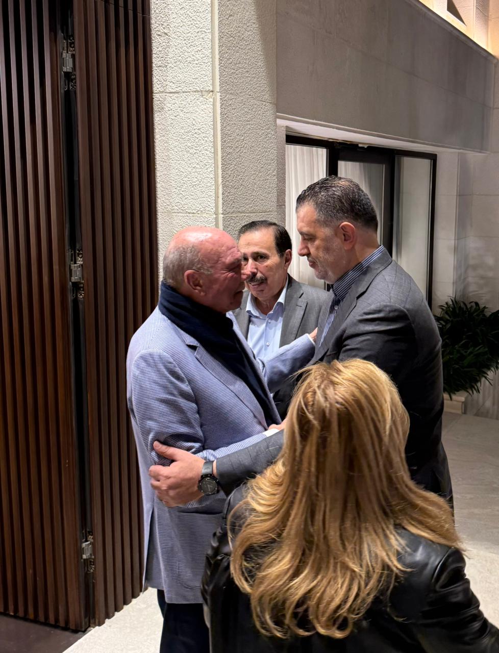 Madar Al-Saa Images 0.8396224397896683