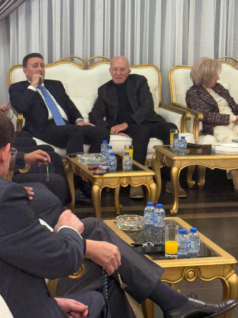 Madar Al-Saa Images 0.11436053676504243