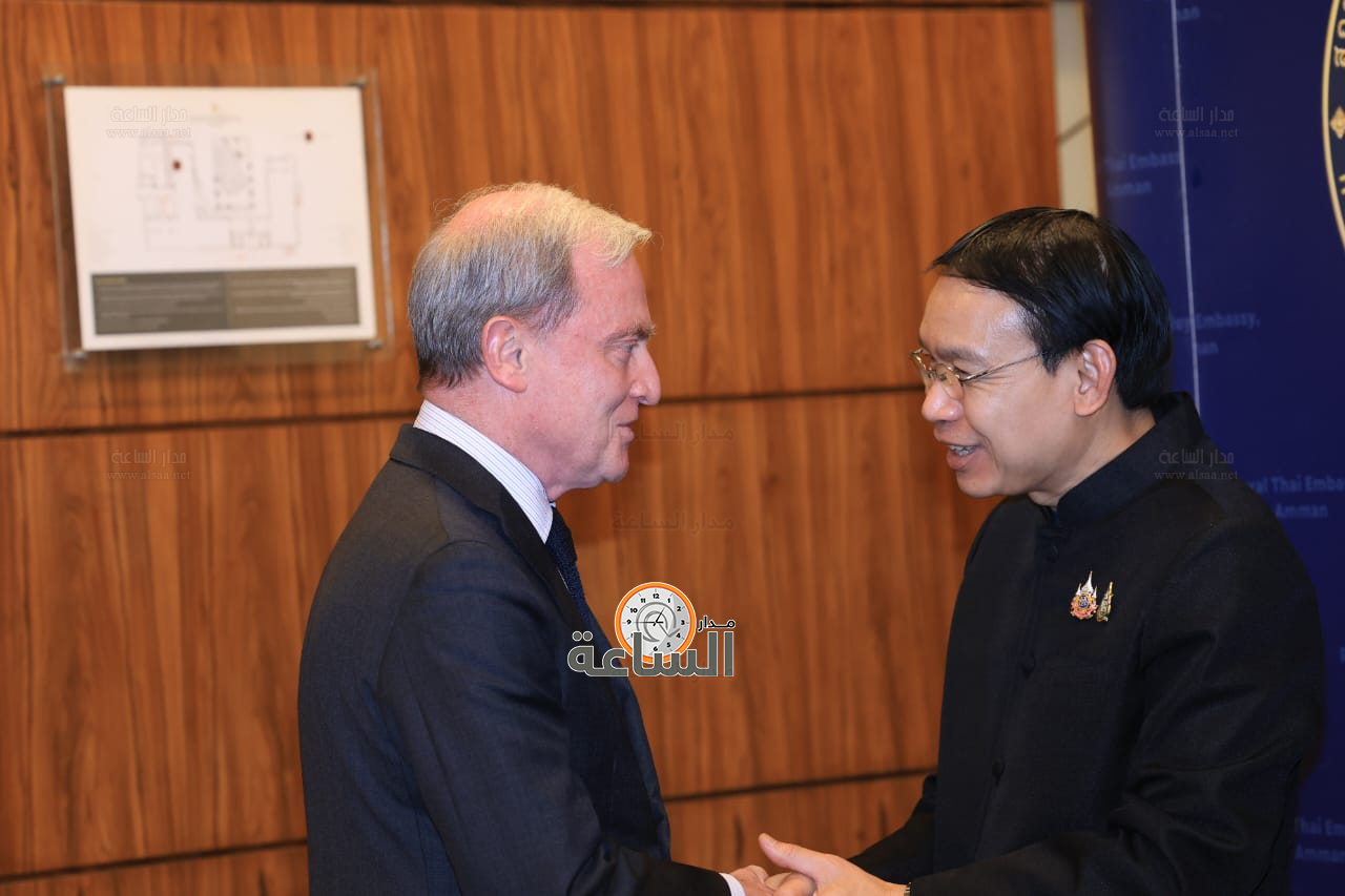 Madar Al-Saa Images 0.06080583684572216