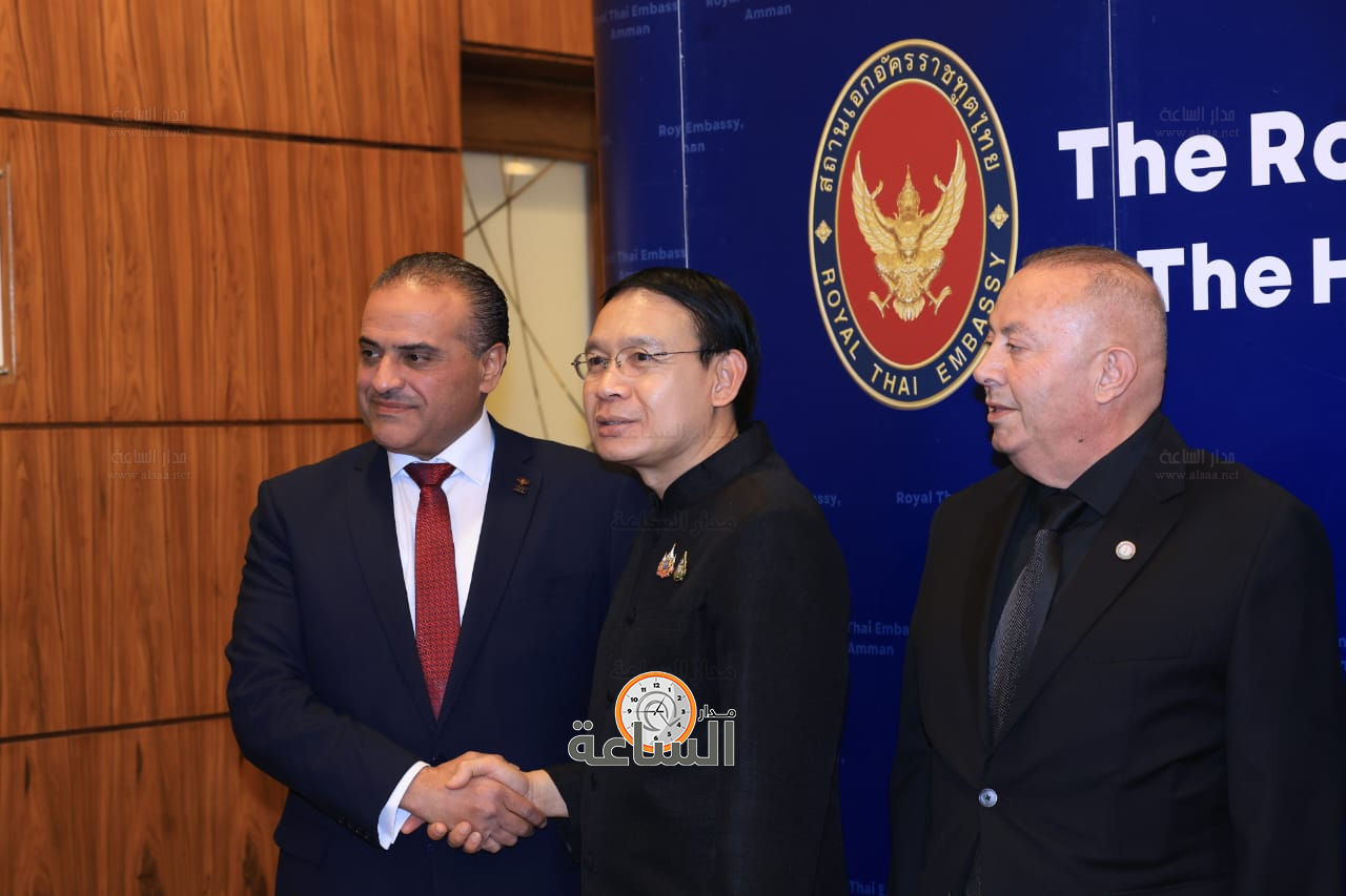 Madar Al-Saa Images 0.7405149444297034