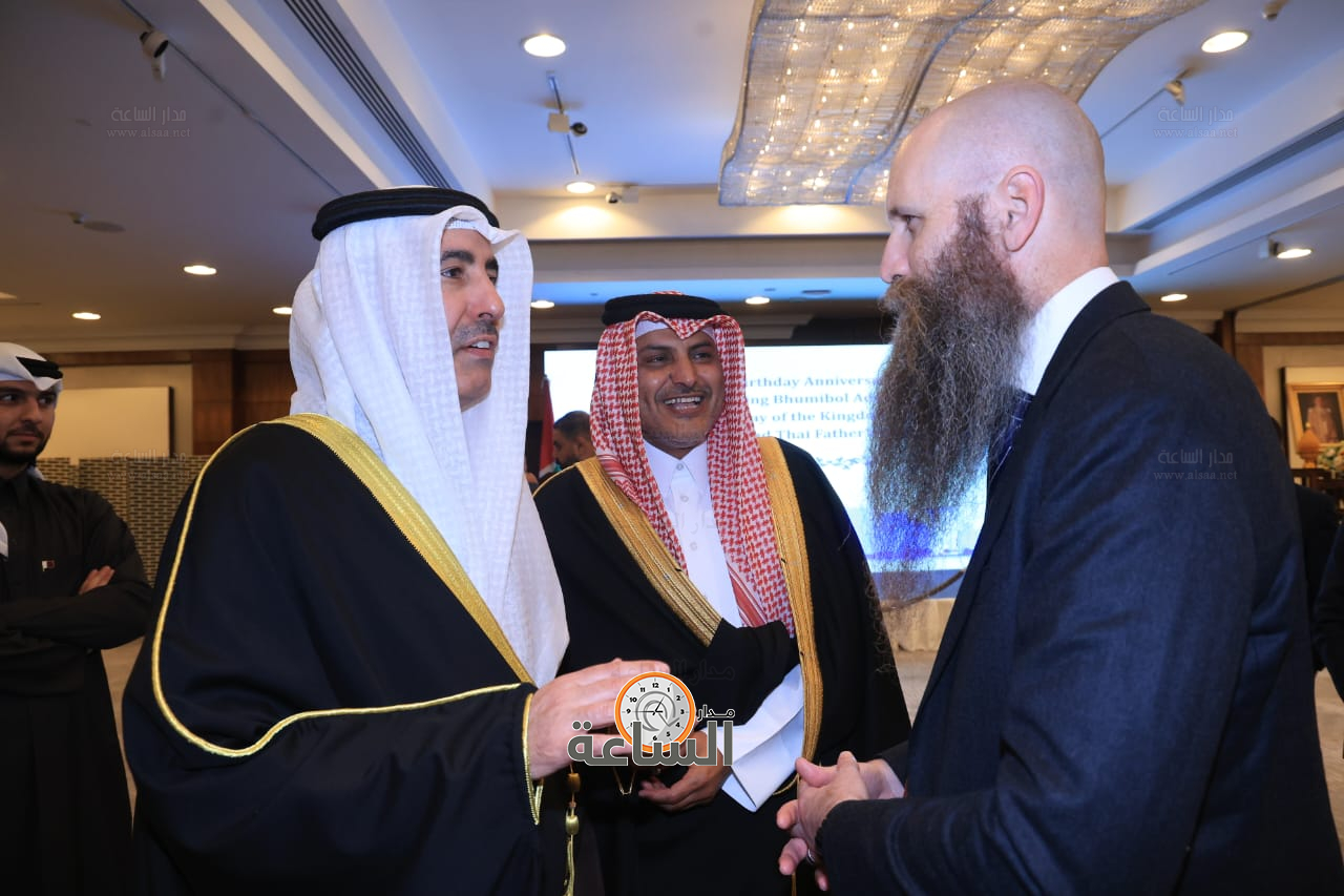 Madar Al-Saa Images 0.9492122675921904