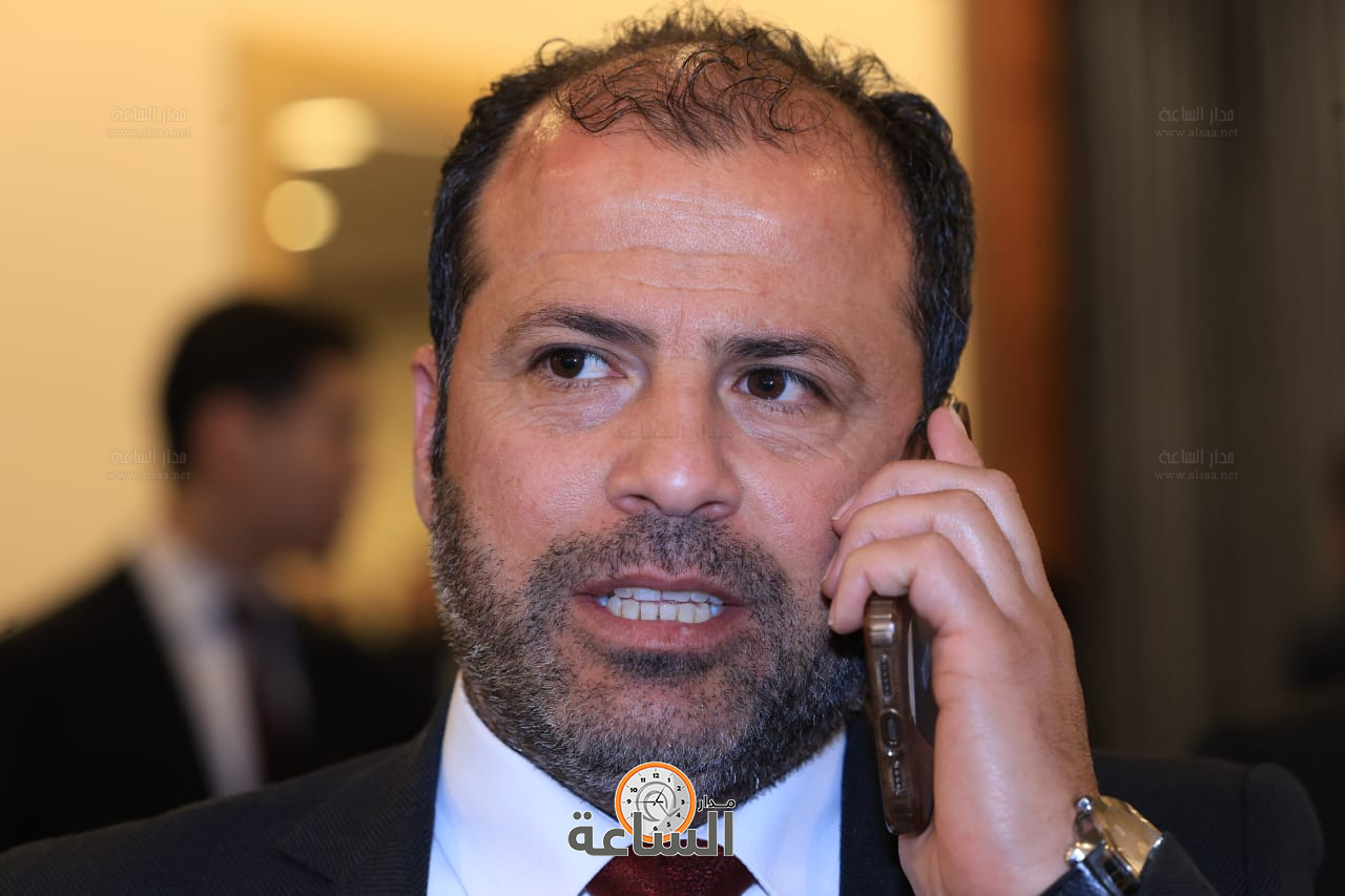 Madar Al-Saa Images 0.8555925390603494