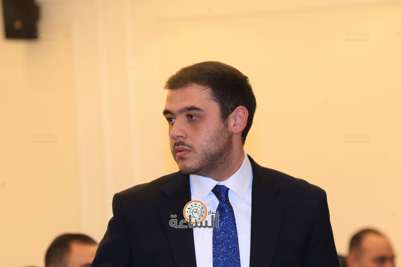 Madar Al-Saa Images 0.8776207148828196