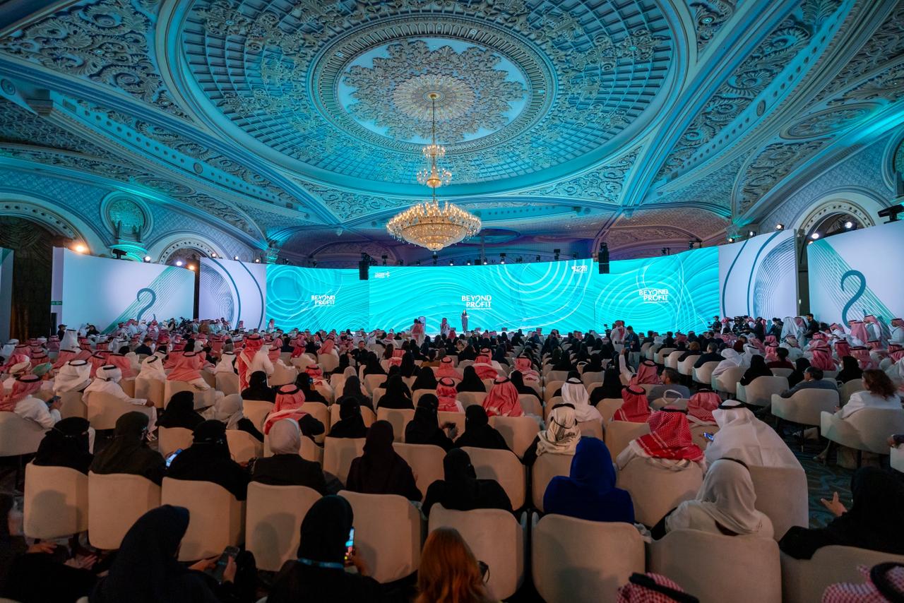 Madar Al-Saa Images 0.12720447164082072