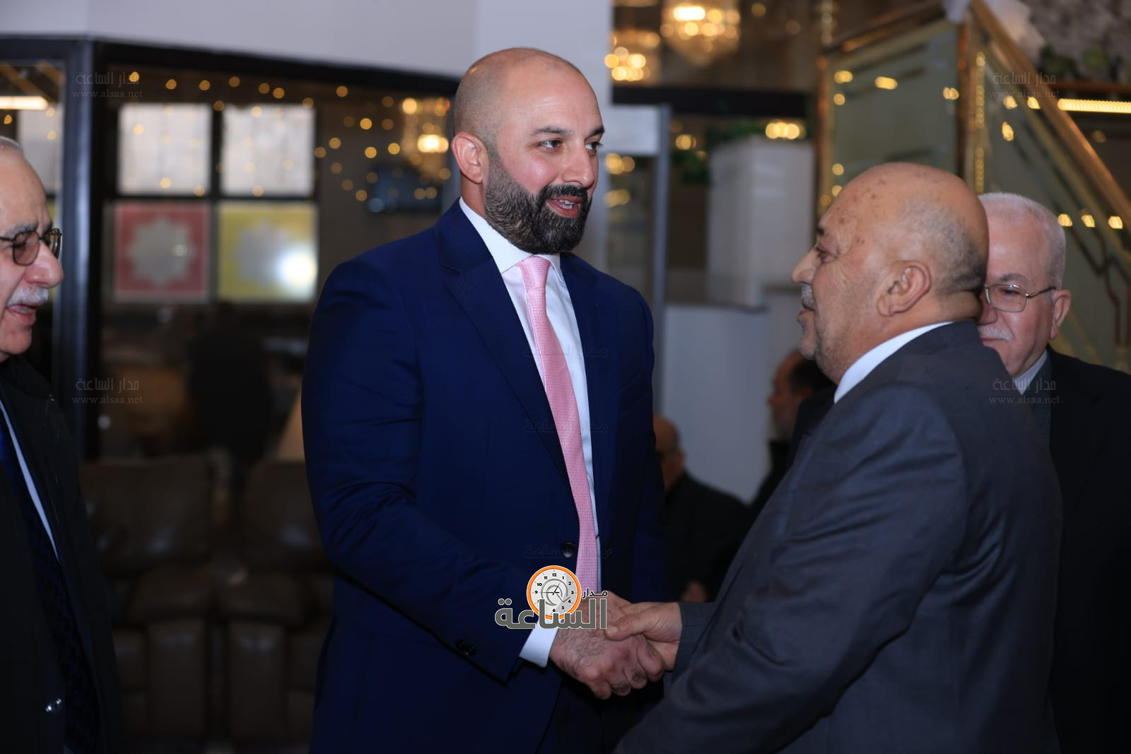 Madar Al-Saa Images 0.44363283629389694